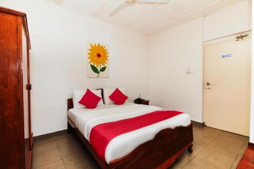 Oyo 228 Sea View Hotel Colombo